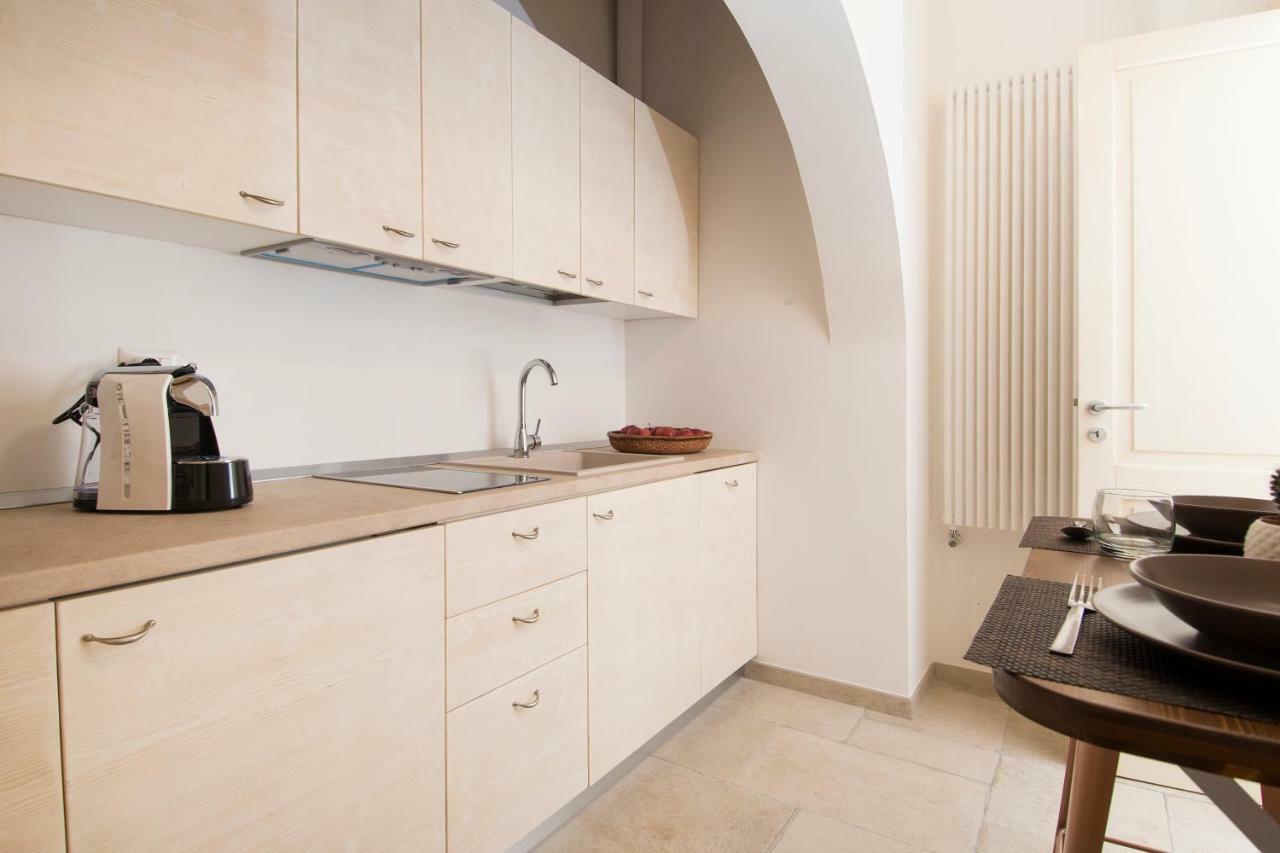 Dimora Via Vitti - Puglia Mia Apartments โมโนโปลี ภายนอก รูปภาพ