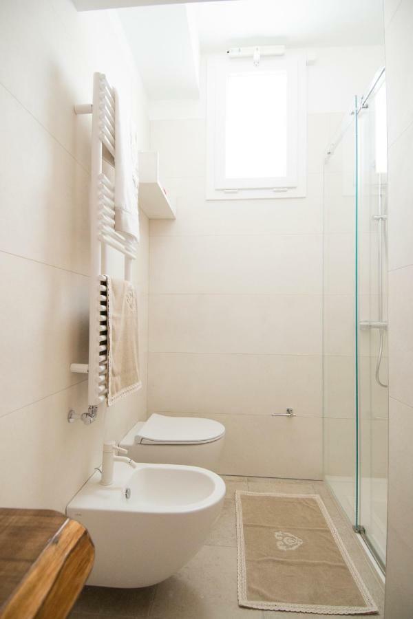 Dimora Via Vitti - Puglia Mia Apartments โมโนโปลี ภายนอก รูปภาพ