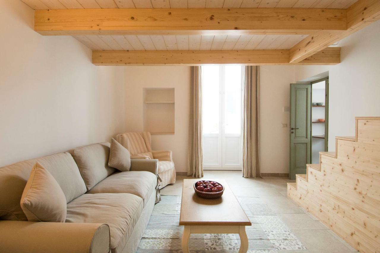 Dimora Via Vitti - Puglia Mia Apartments โมโนโปลี ภายนอก รูปภาพ